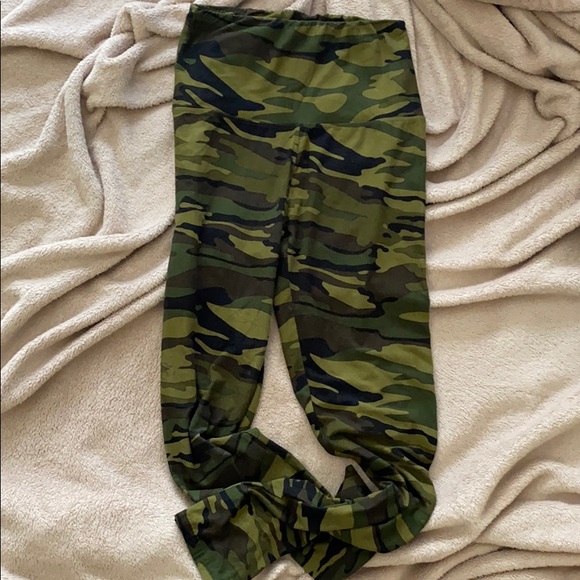 Pants - High waisted cameo leggings